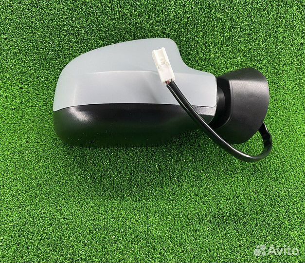 Зеркало правое duster 10-21