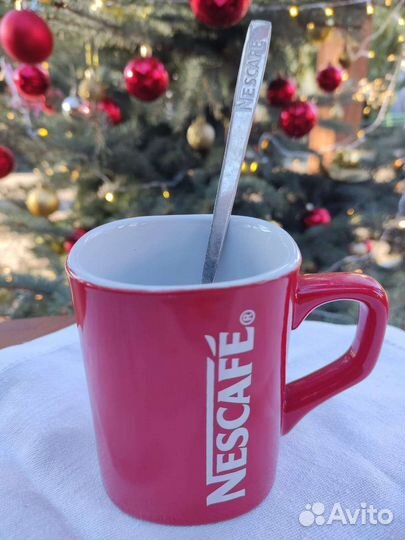 Кружка и ложка Nescafe
