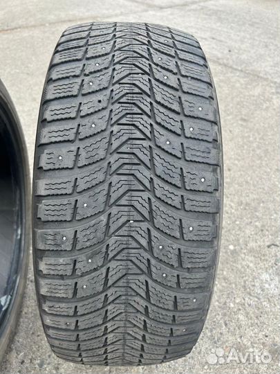 Michelin X-Ice North 3 245/45 R19