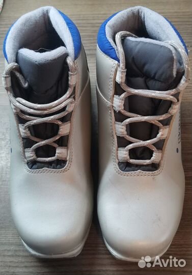 Лыжные ботинки детские 35 размер