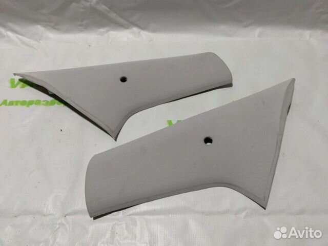 Накладки задних стоек Volkswagen Jetta 4