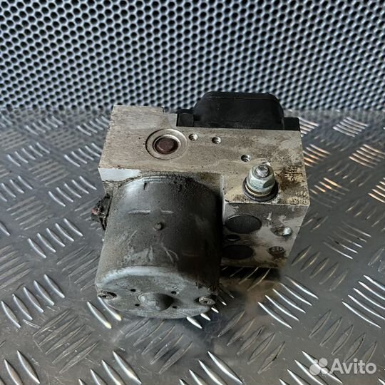 Блок ABS (насос) Audi A6