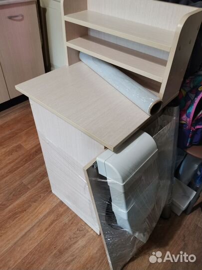 Маникюрный стол складной с вытяжкой Polarus