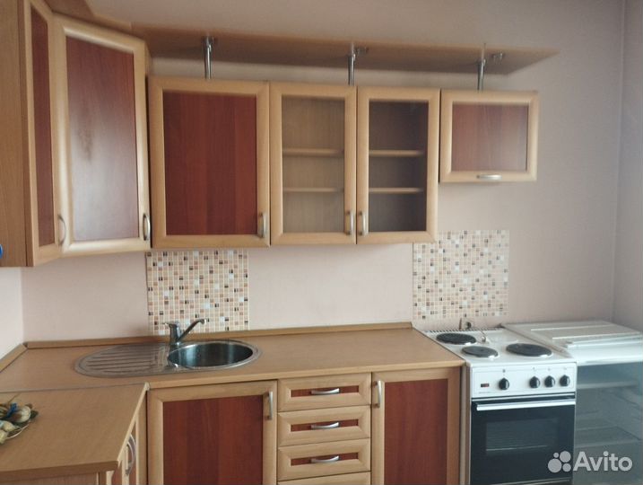 Кухонный гарнитур угловой бу