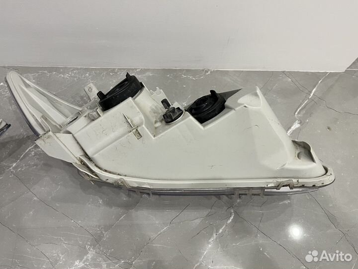 Фары Toyota Camry 40 рестайлинг