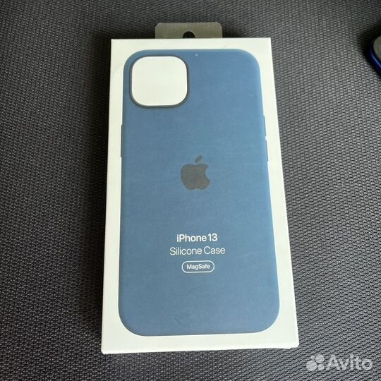 Чехол на iPhone 13 оригинал