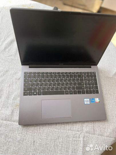 Ноутбук huawei matebook d16 i5