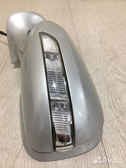 Зеркало заднего вида боковое левое Mercedes Benz