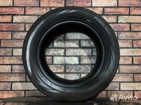 Nokian Tyres Hakka Black 235/55 R17
