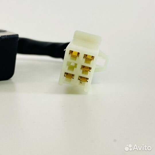 Стабилизатор (реле-регулятор) напряжения 5-ти пров