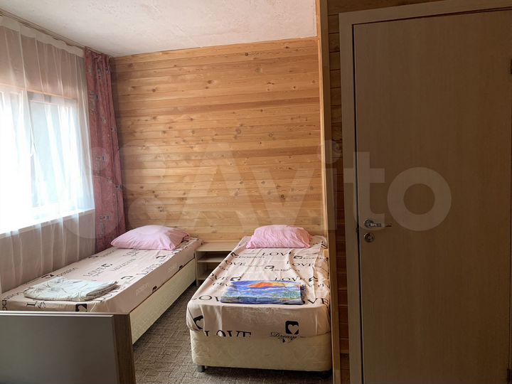 Комната 25 м² в 2-к., 2/2 эт.