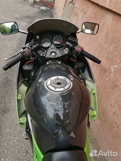 Kawasaki zzr600