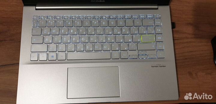 Ноутбук Аsus vivobook