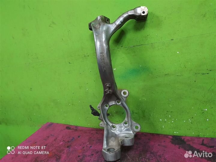 Кулак передний правый Audi A6 C6 2005-2011 4F0258