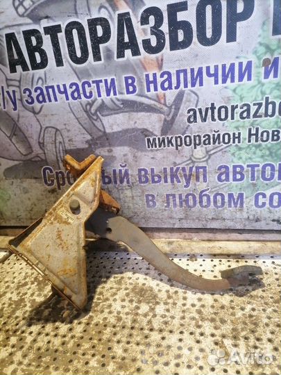 Педаль тормоза Chevrolet Lanos