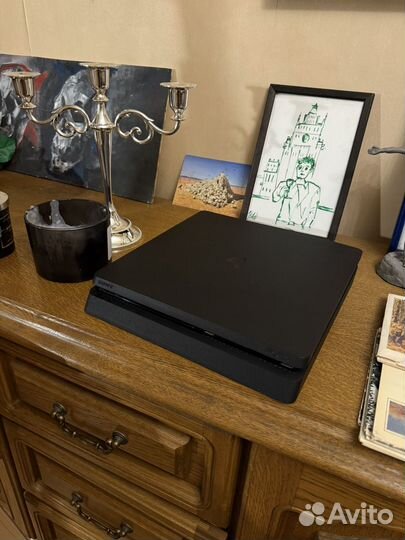 Sony playstation 4 slim 1tb без геймпадов