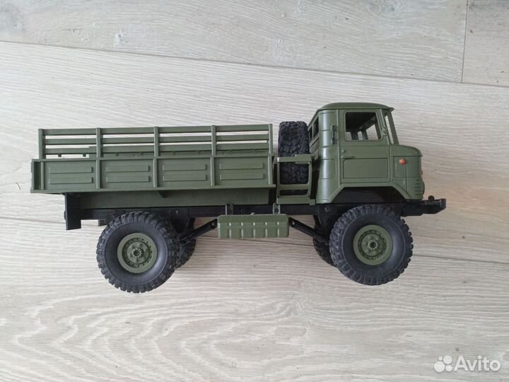 Продам машинку машинку (бронь)