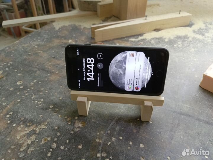 Под телефон, iPhone, и любое другое устройство