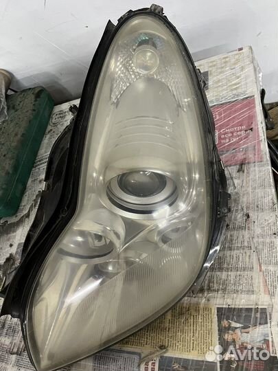 Фара для Мерседес CLS350