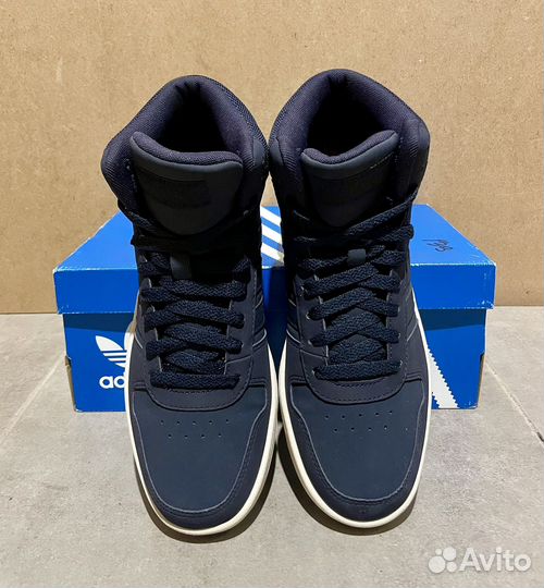 Кроссовки adidas оригинал