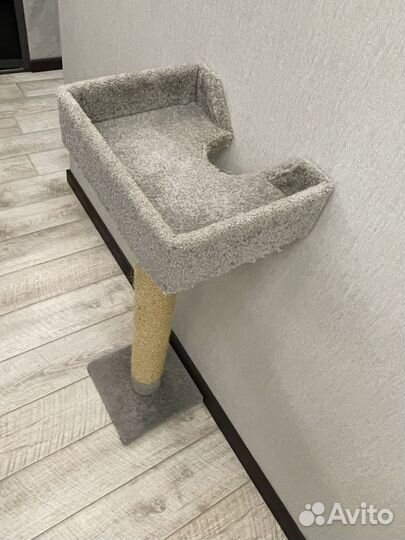 Когтеточка с лежаком 2 метра