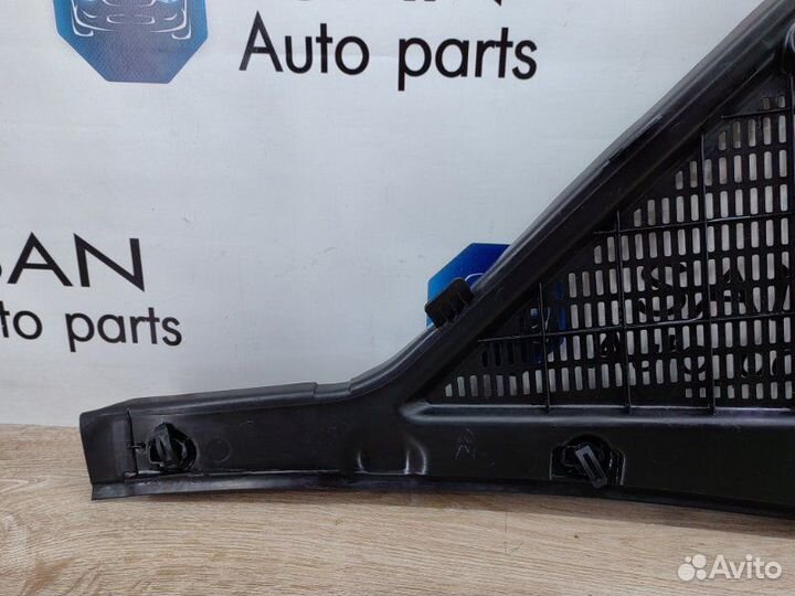 Водосток левый Bmw X5 E70 N62B48 2008