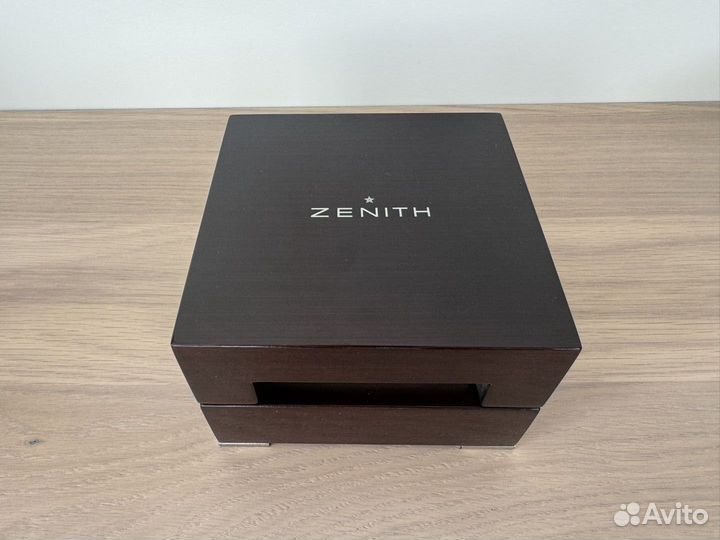 Мужские часы Zenith Captain 40 мм оригинал