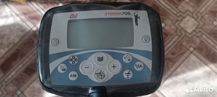 Металлоискатель minelab x terra 705 бу