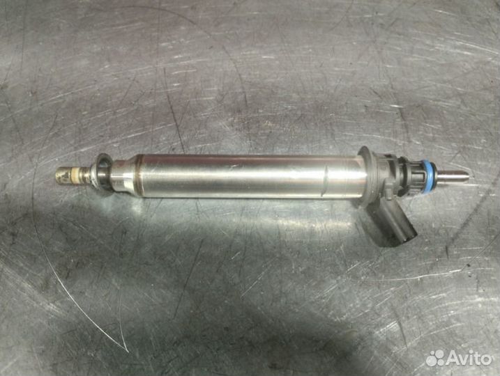 Форсунка Mercedes C-Class W204 M274 2.0 turbo 2014