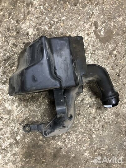 Резонатор воздушного фильтра Ford Focus 2