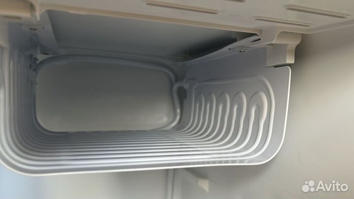 Холодильник мини цвет металик Бирюса 70л Новые