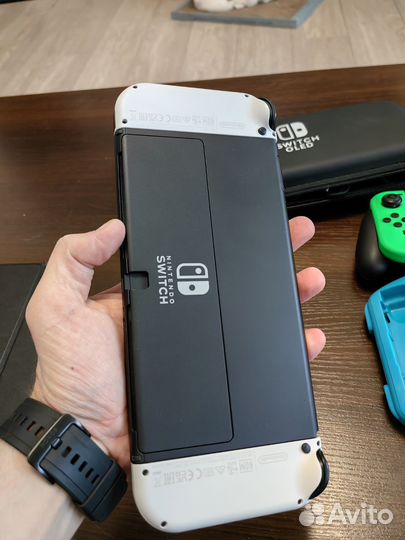 Nintendo switch oled с играми и комплектом