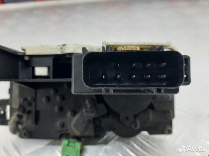 Замок двери задней правой Jaguar S-Type 2004