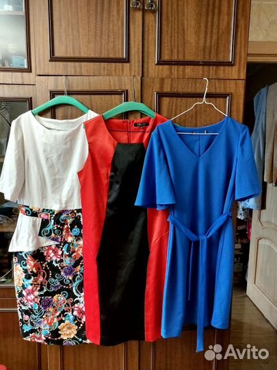 Три платья 48 размер