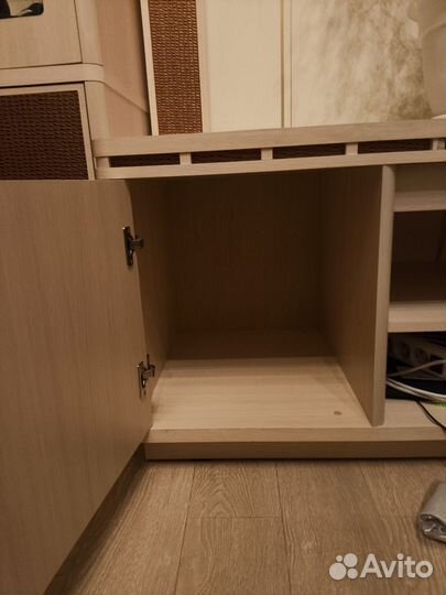 Стенка горка в гостиную бу