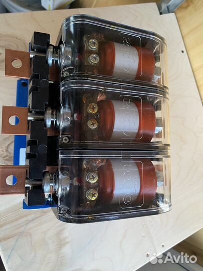 Вакуумный контактор