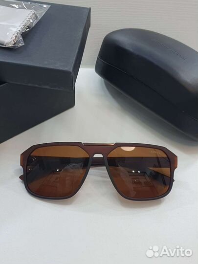 Солнцезащитные очки Armani