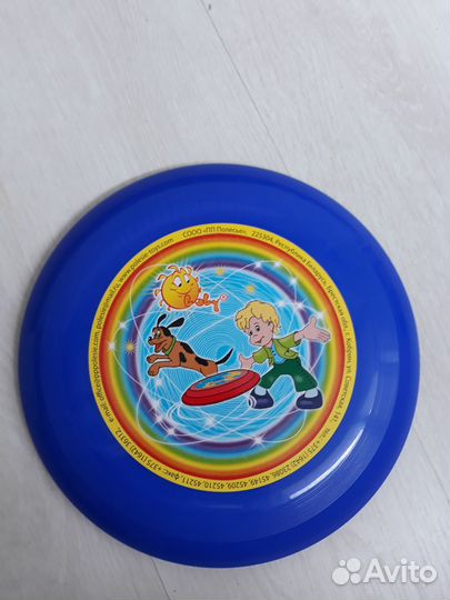 Летающая тарелка фрисби