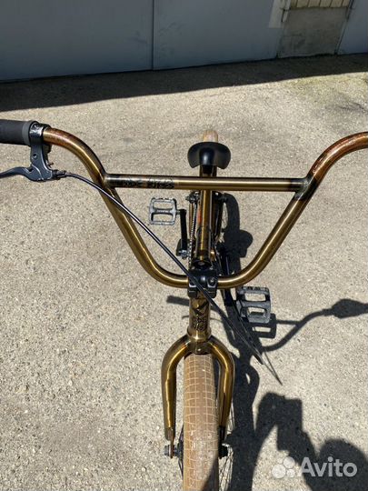 Велосипед BMX