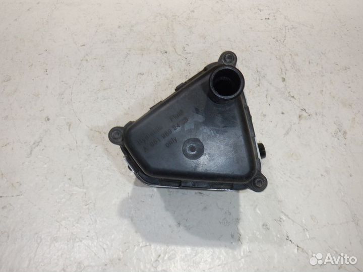 Бачок гидроподвески