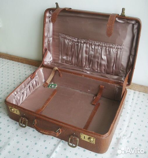 Чемодан старинный, Польша