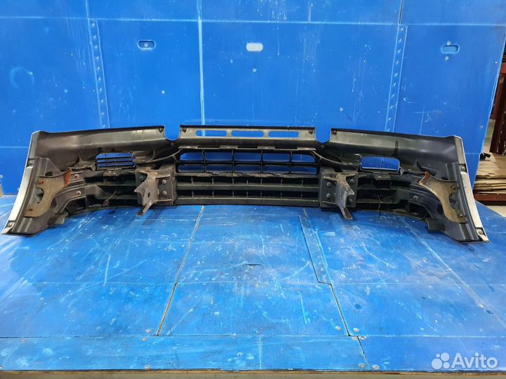 Бампер передний SsangYong Musso, 1995г
