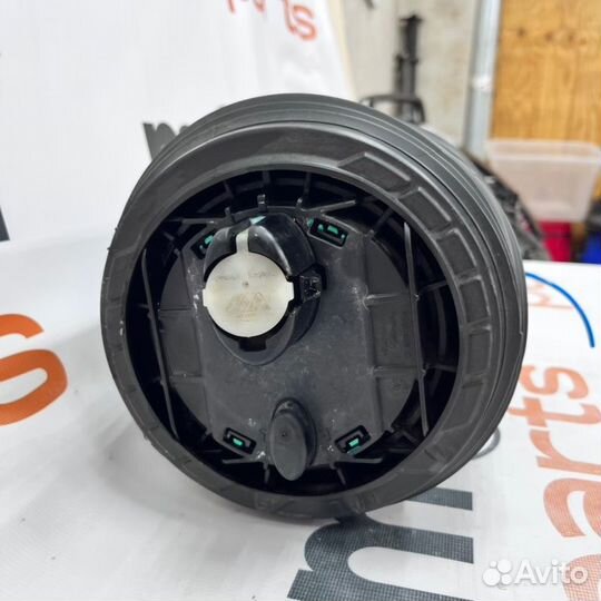 Пневмобаллон задний правый Audi Q8 2019