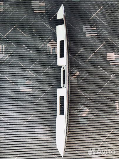 Накладка задней двери