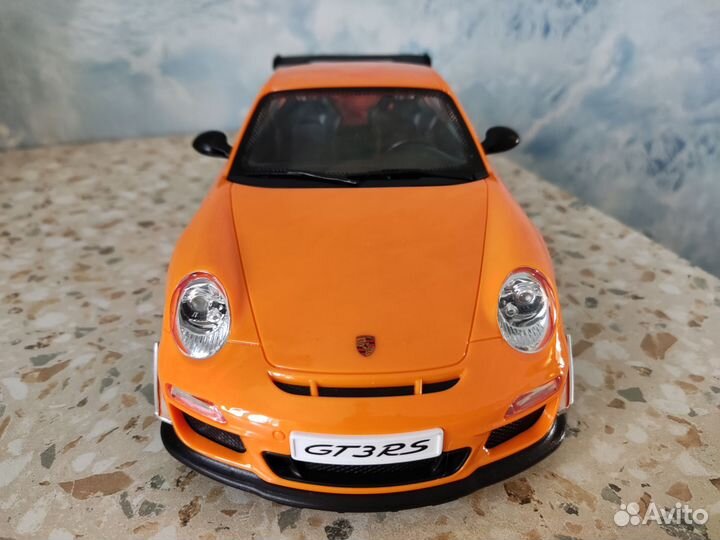 Машинки на радиоуправлении в М1:16