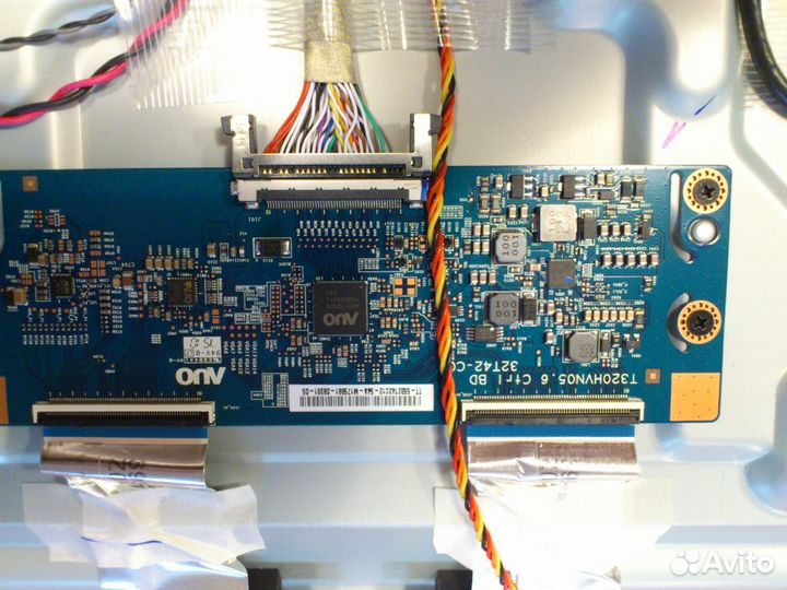 Плата на Philips 32