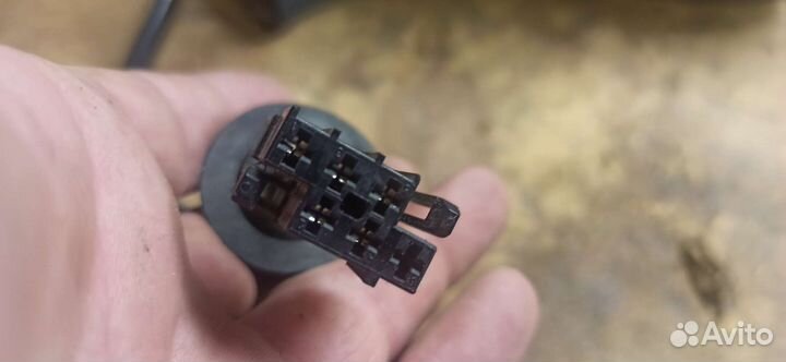 Зеркало правое Volvo 850