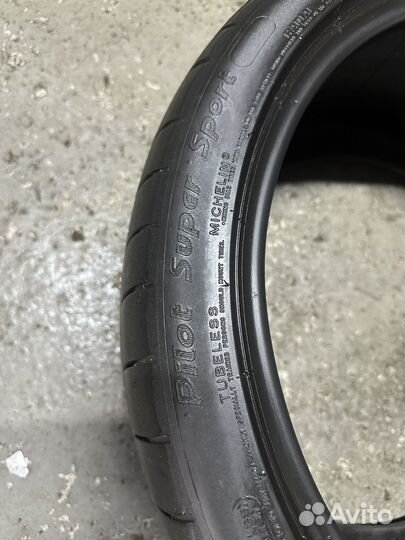 Michelin Pilot Super Sport 295/30 R19 100Y