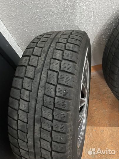 Aurora W 948 215/65 R16