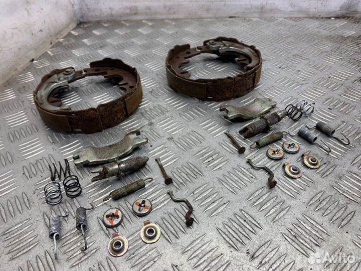 Ремкомплект стояночного тормоза Nissan Qashqai J10